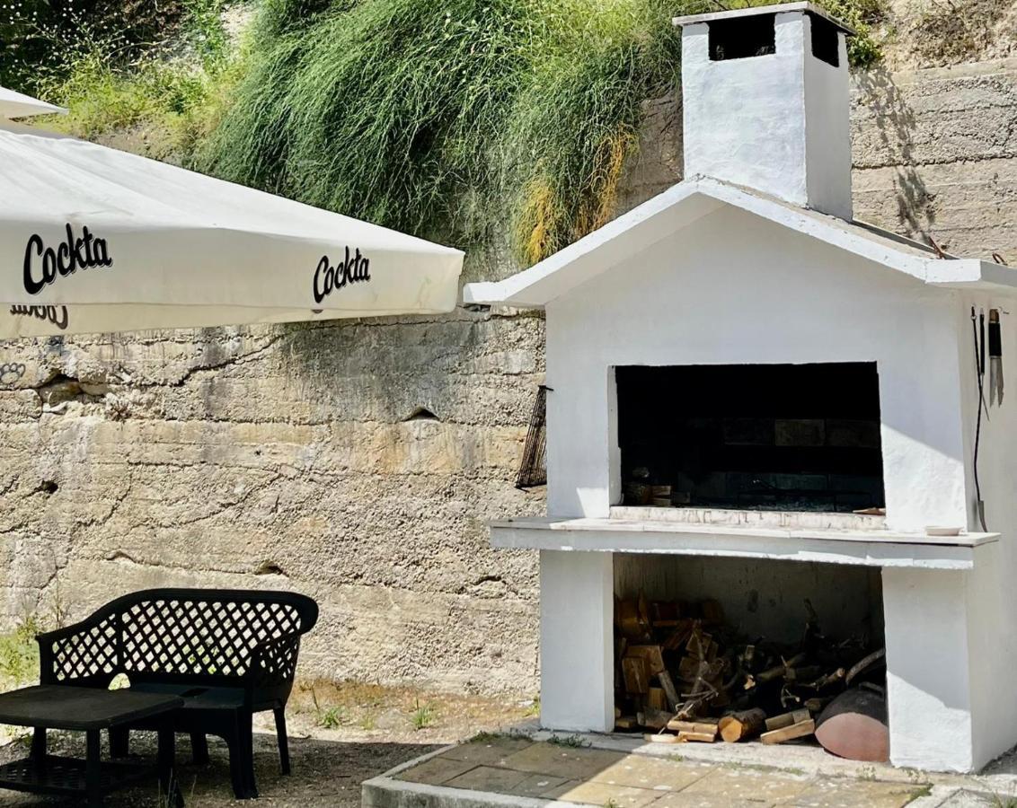 Apartmani Branko Vojnovic Omiš Exteriér fotografie